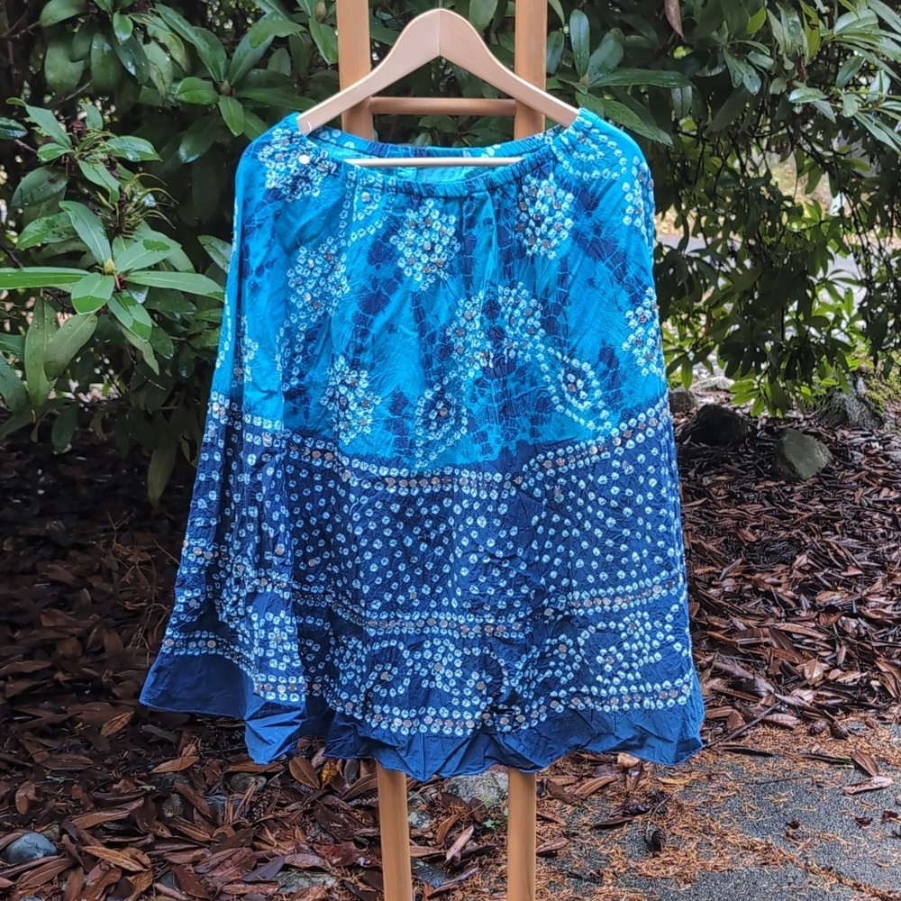 Vintage Blue Ombre Dyed Patterned Skirt w/ Reflective Metal